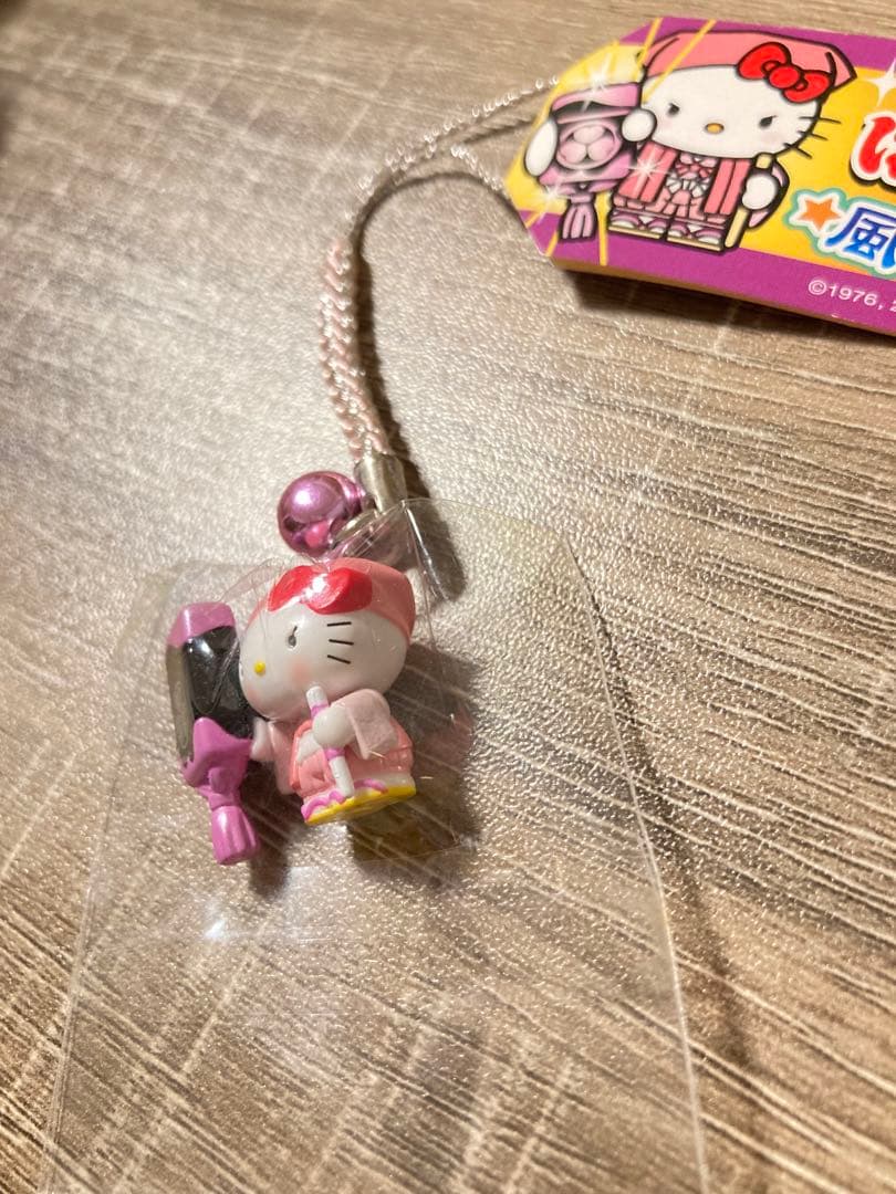 【希少】ハローキティ 水戸黄門 はろうきてぃ 風水カラー 恋愛運UP! 根付け