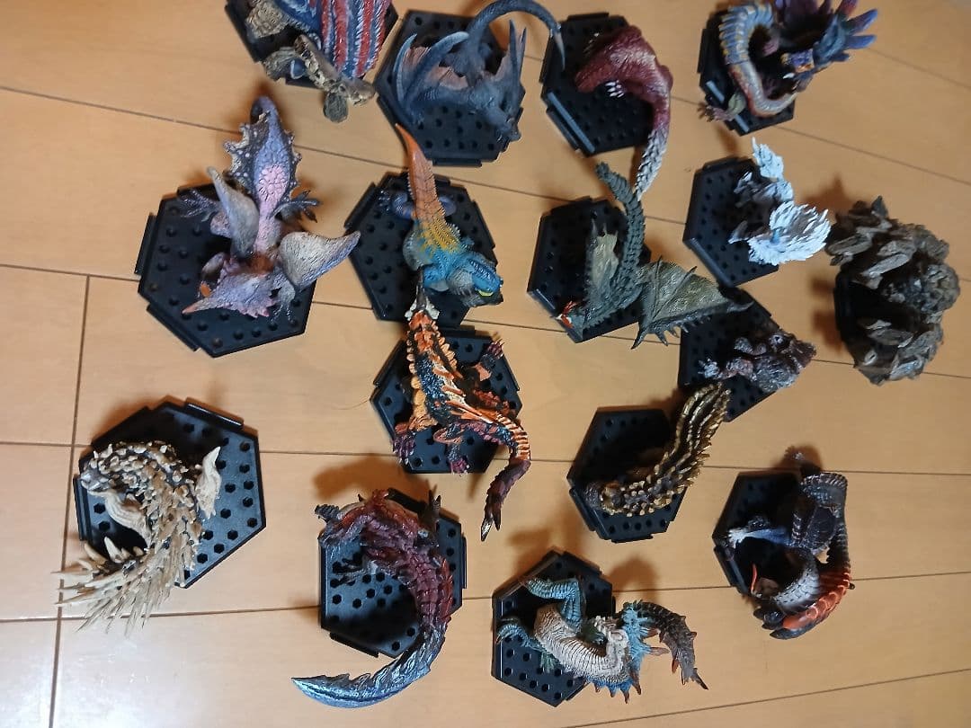モンスター フィギュア 　まとめ売り