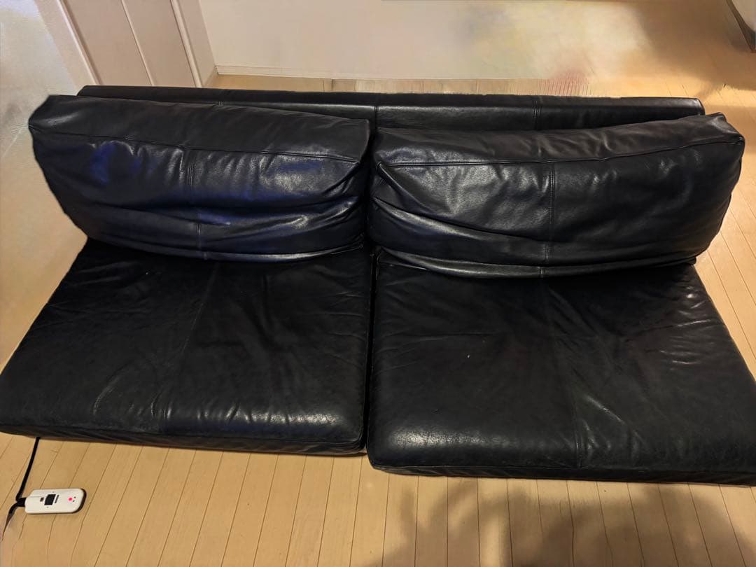 マスターウォールデニッシュソファ