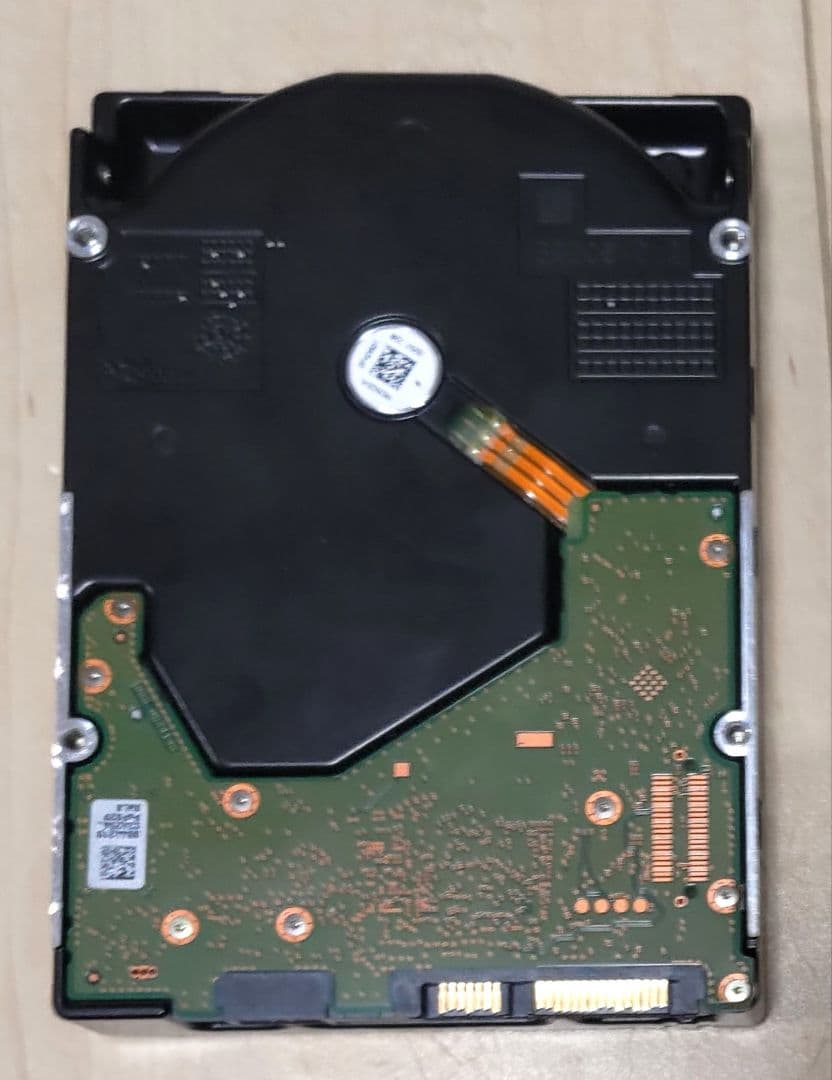 ジャンク Western Digital 16TB HDD WD160EMFZ