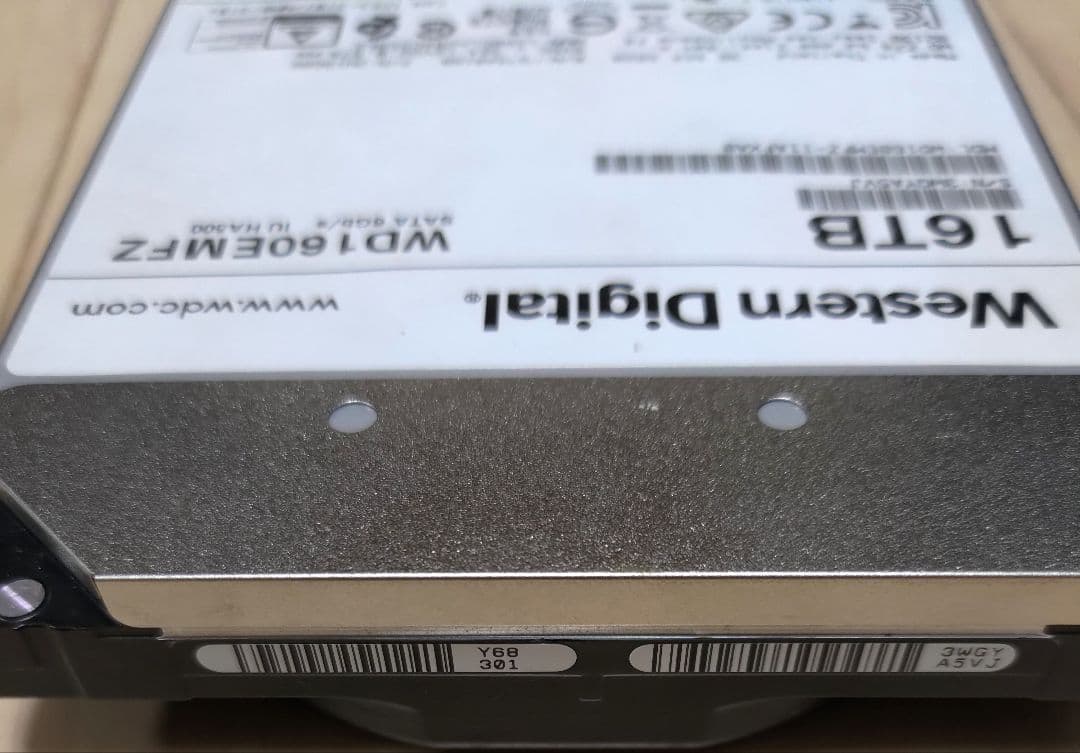 ジャンク Western Digital 16TB HDD WD160EMFZ