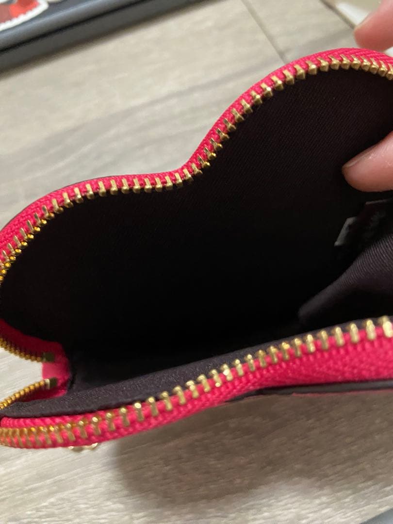 COACH ハート型チェーン付きケース カードケース ミニポーチ