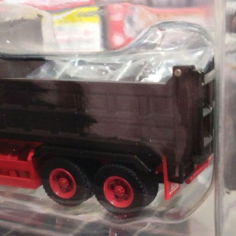 DBGT 1/64 日野 スーパードルフィン ダンプ トラック (ブラック)