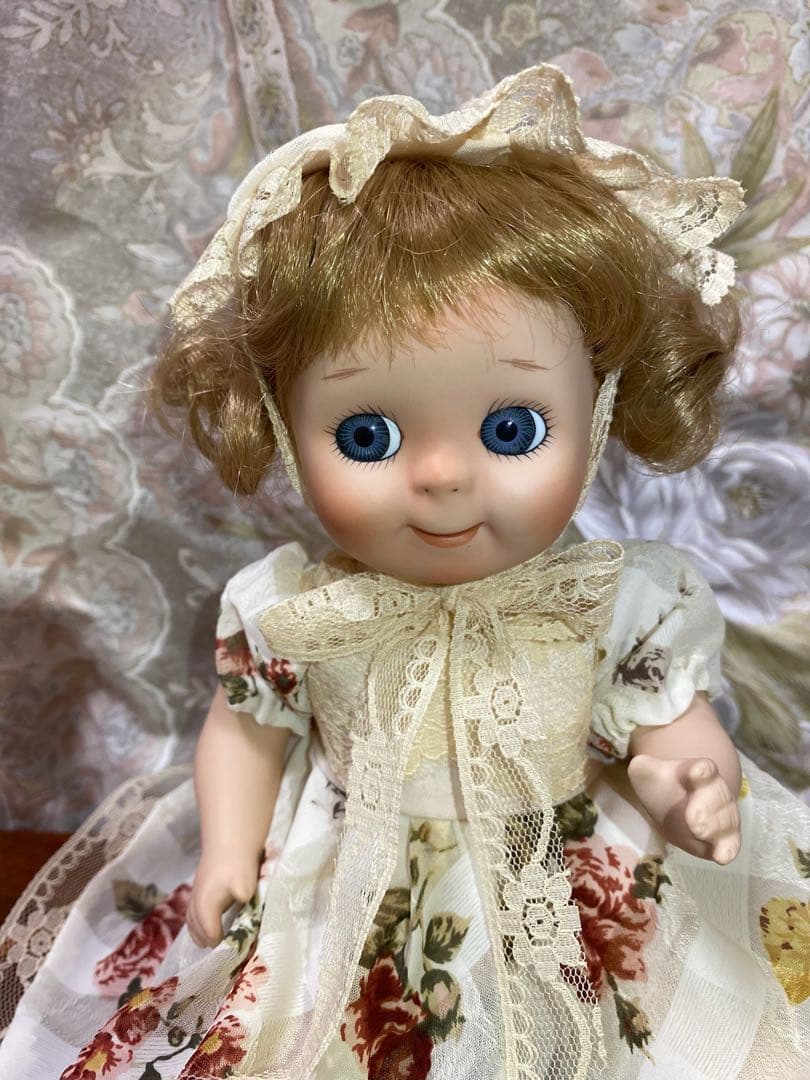 PATRICIA LOVELESS 　グーグリー　ドール　ビスクドール