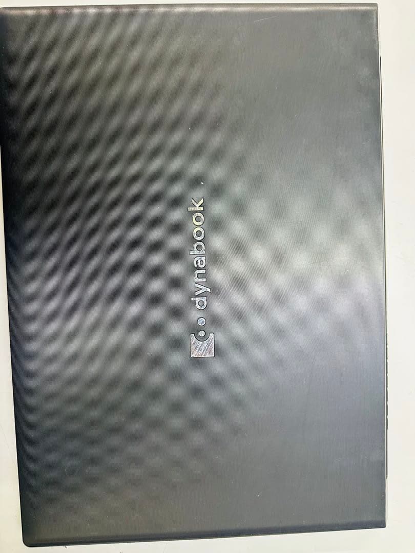 ⑧i7第8世代超薄型東芝13.3型Windows11ノートパソコン