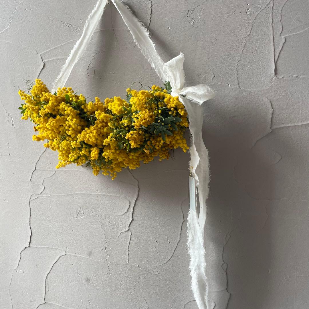 9.ミモザリボンリース