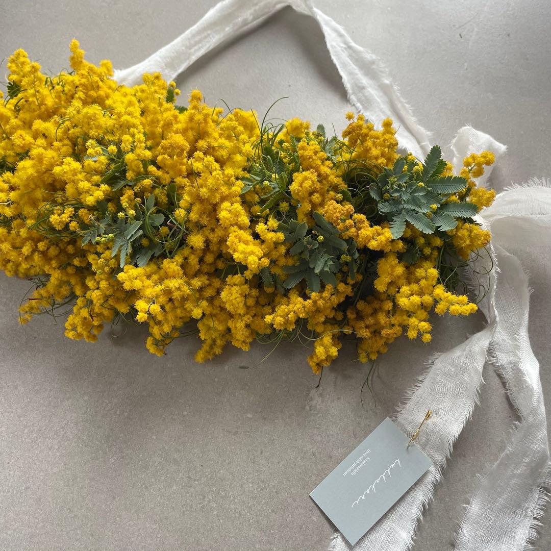 9.ミモザリボンリース