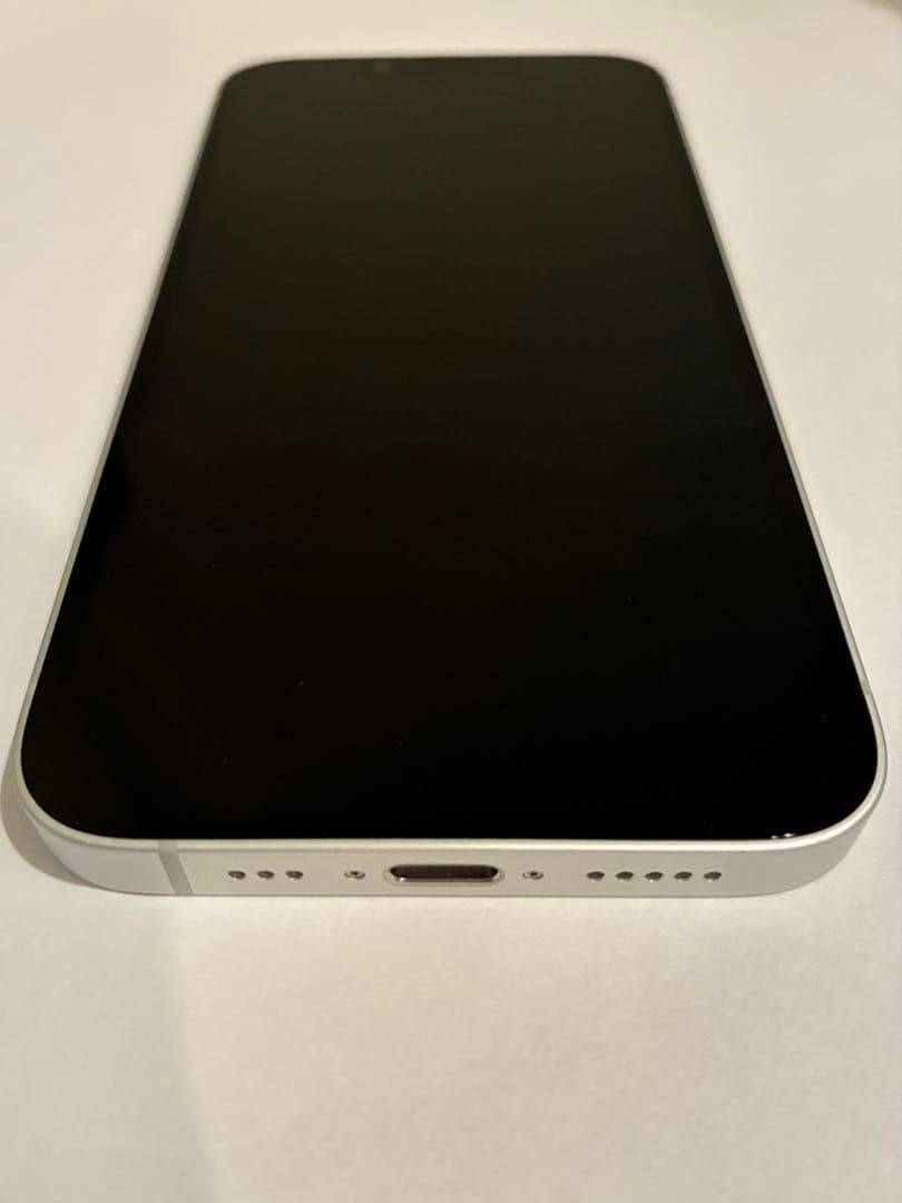 iPhone16e 256GB ホワイト　国内版SIMフリー