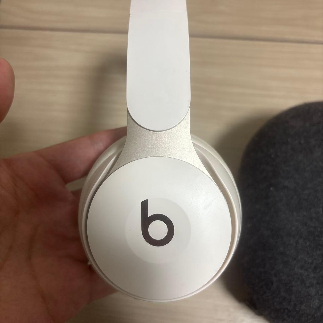Beats Solo pro ワイヤレスヘッドホン