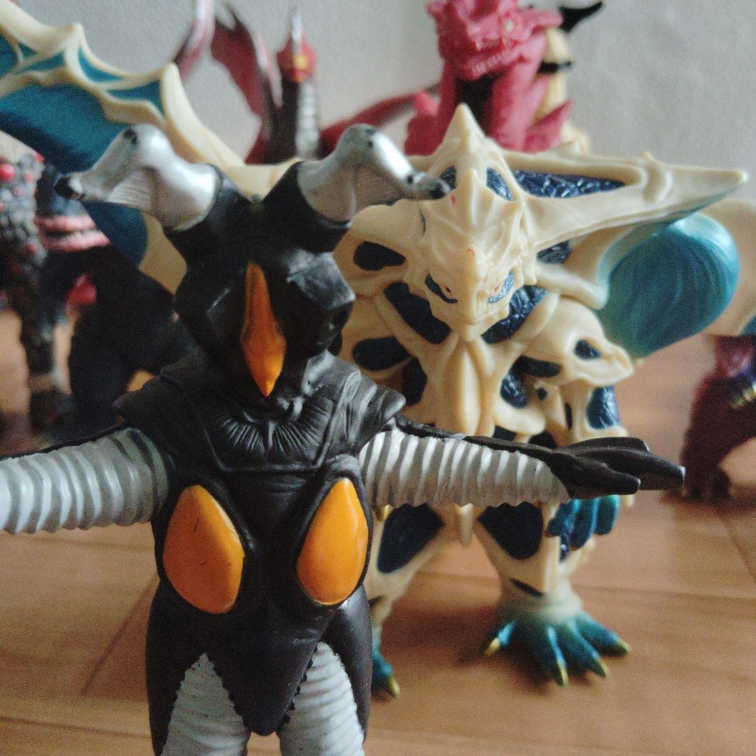 24体セット販売 ウルトラ怪獣 まとめ売り 当時物ソフビ 円谷プロ BANDAI