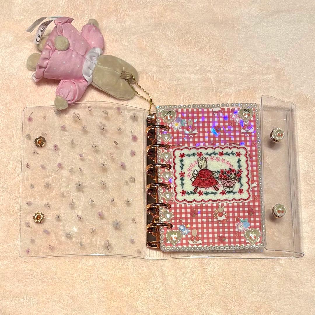 【まこ】　マロンクリームちゃん　シール帳＋マイメロちゃん　ミニシール帳