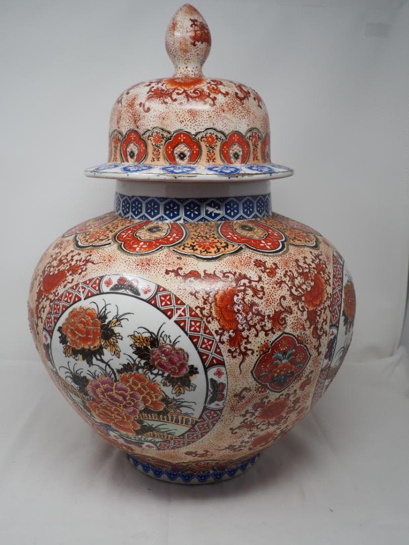 有田焼　伊万里　沈香壺　蓋付き 　大型