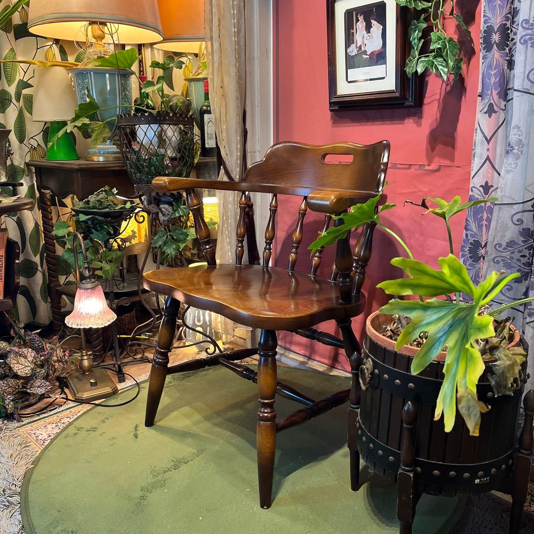 キツツキマーク　ヴィンテージ キャプテン　アームチェア