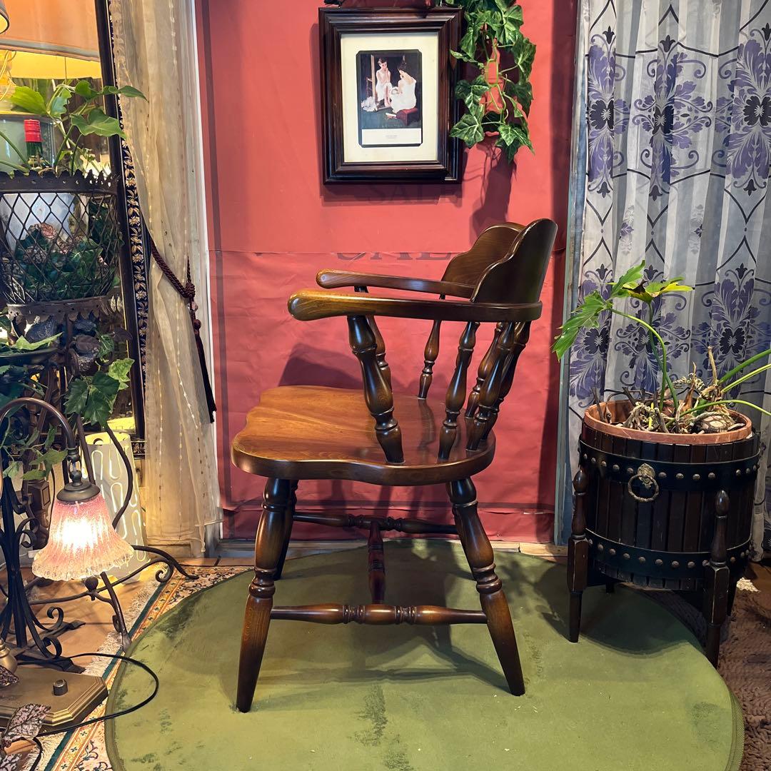 キツツキマーク　ヴィンテージ キャプテン　アームチェア