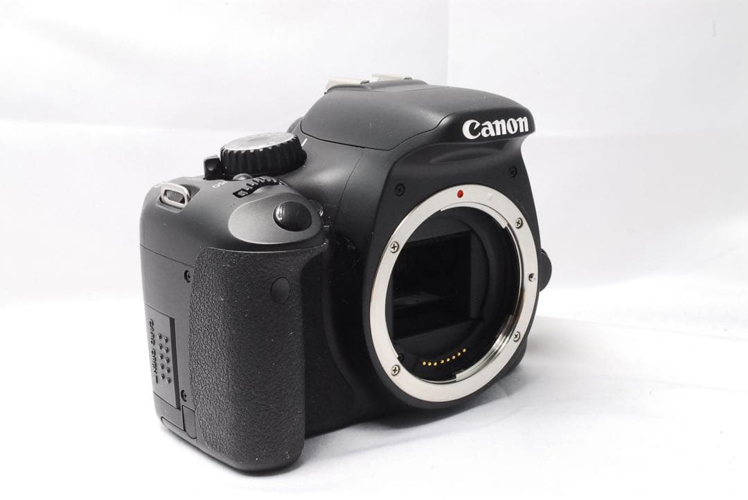 Canon kiss X4⭐︎おまけ多数付⭐︎カメラ初心者に⭐︎スマホ転送可⭐︎