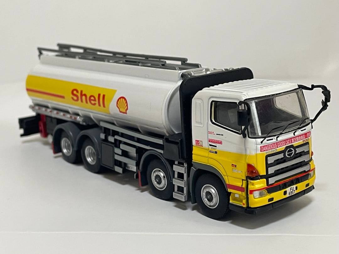 TINY HINO 700 Shell タンクローリー プロフィア 1/76