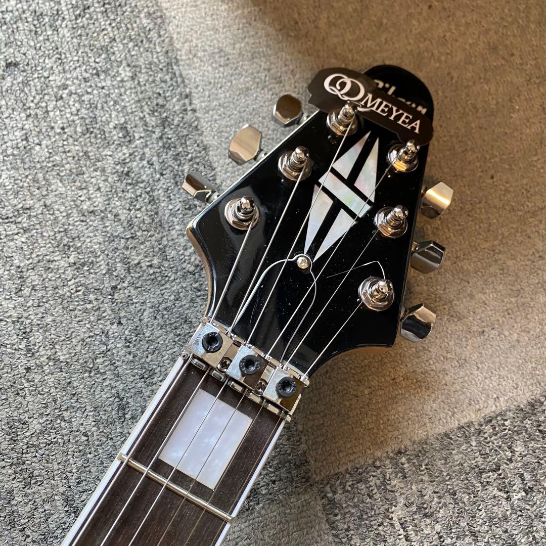 ノーブランド ブルズアイフライングV ギター ザック・ワイルド コンポーネント