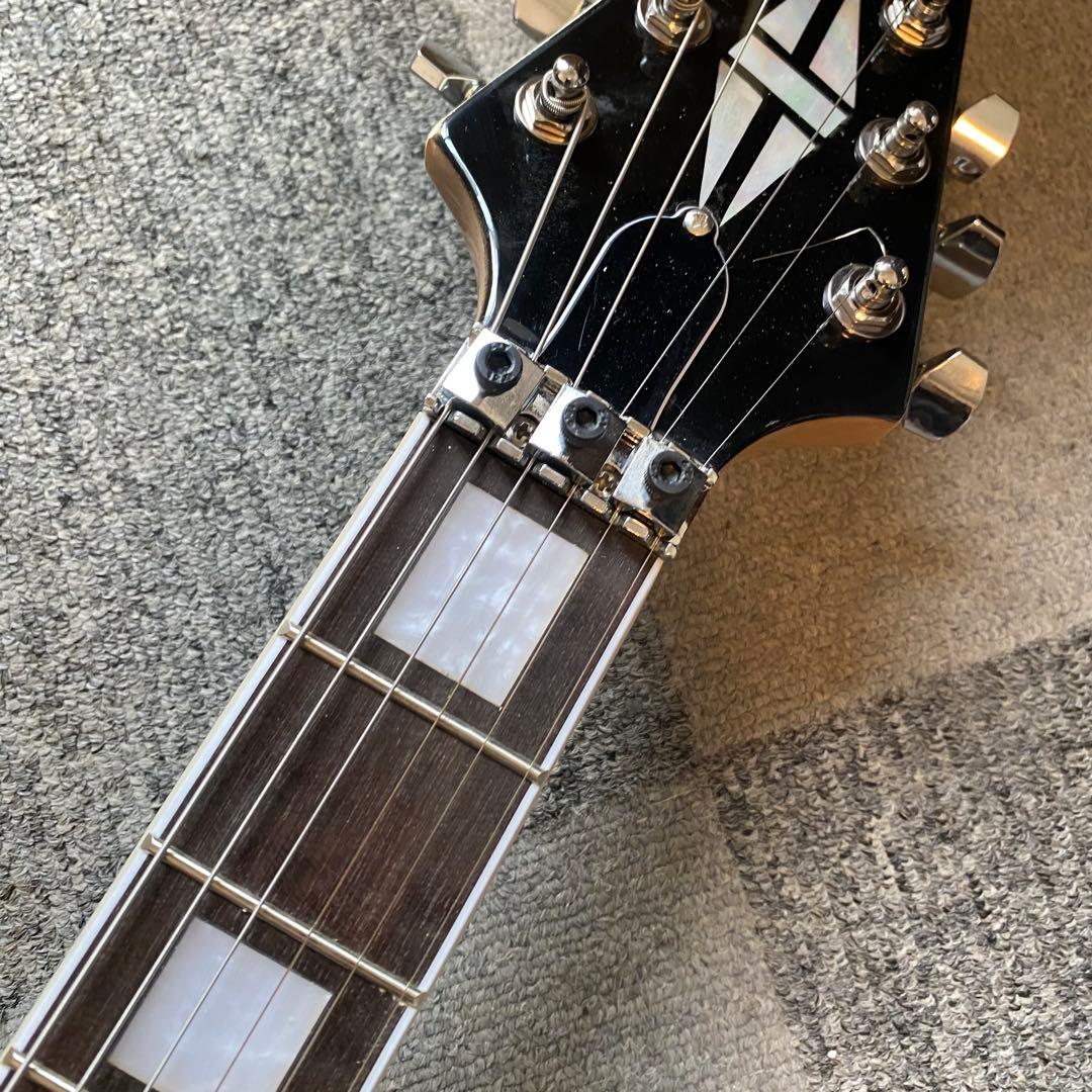 ノーブランド ブルズアイフライングV ギター ザック・ワイルド コンポーネント