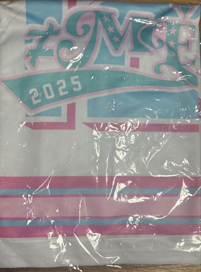 谷崎早耶 メンバーカラー ユニホームTシャツ