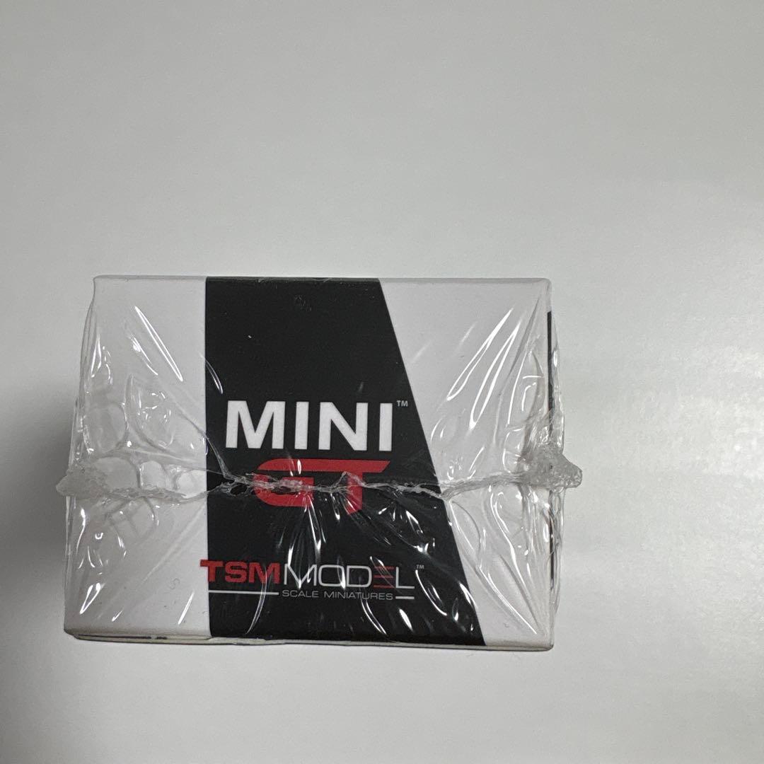 MINIGT LB★Works Nissan GT-R 1/64 マットホワイト