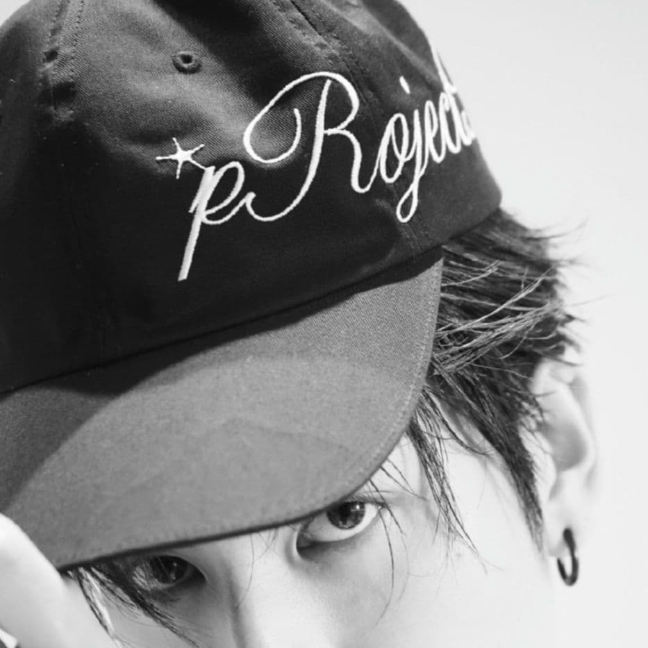 *p(R)ojectR® Cursive Logo Cap プロジェクトアール