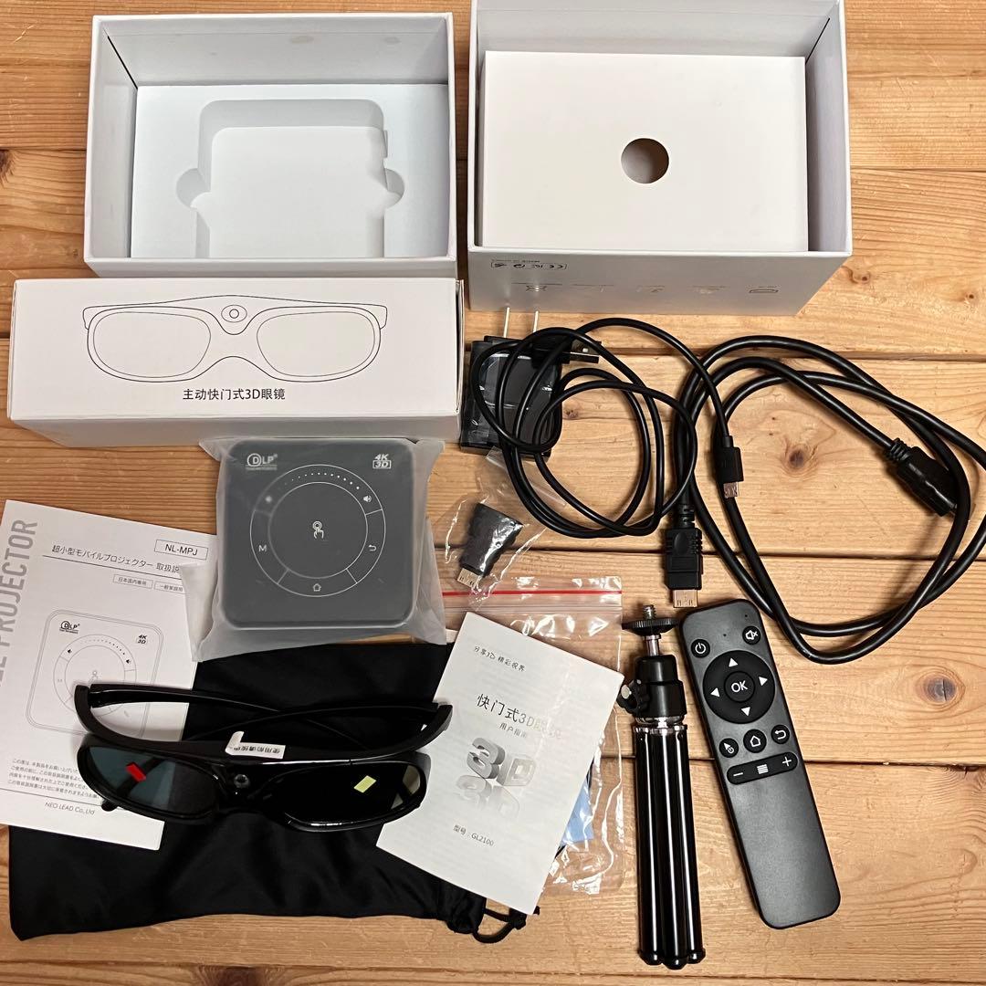 超小型モバイルプロジェクター MINI PROJECTOR 動作確認、初期化済み