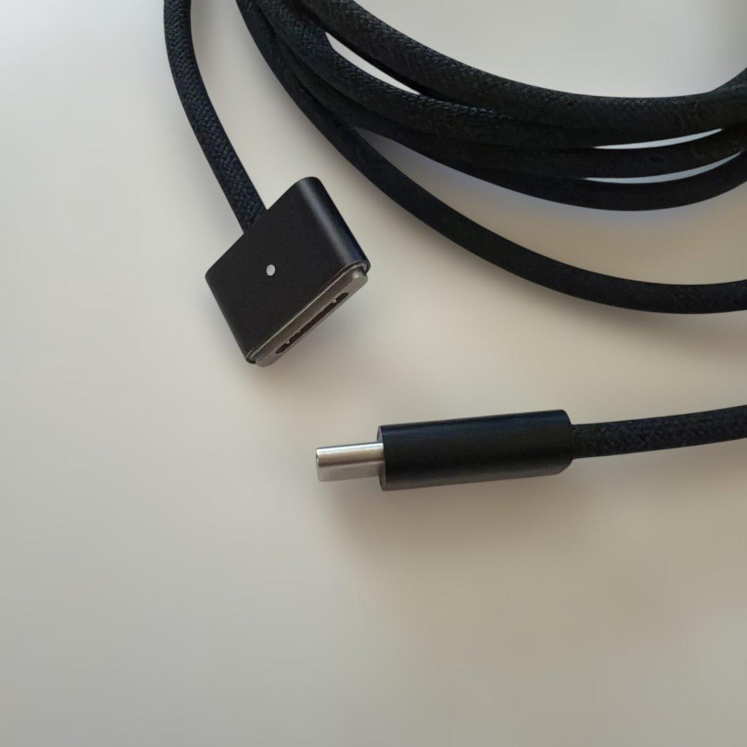 純正 Apple 70W USB-C電源アダプタ & MagSafe 3ケーブル