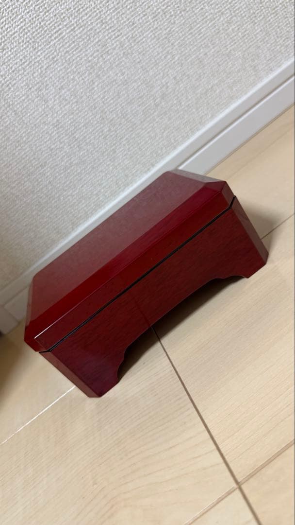 【FLKA様】　【4個セット】赤い漆器 重箱 蓋付き（鰻の長焼用）新品•未使用