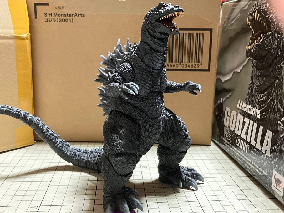 S.H.MonsterArts ゴジラ(2001）GMK大怪獣総攻撃