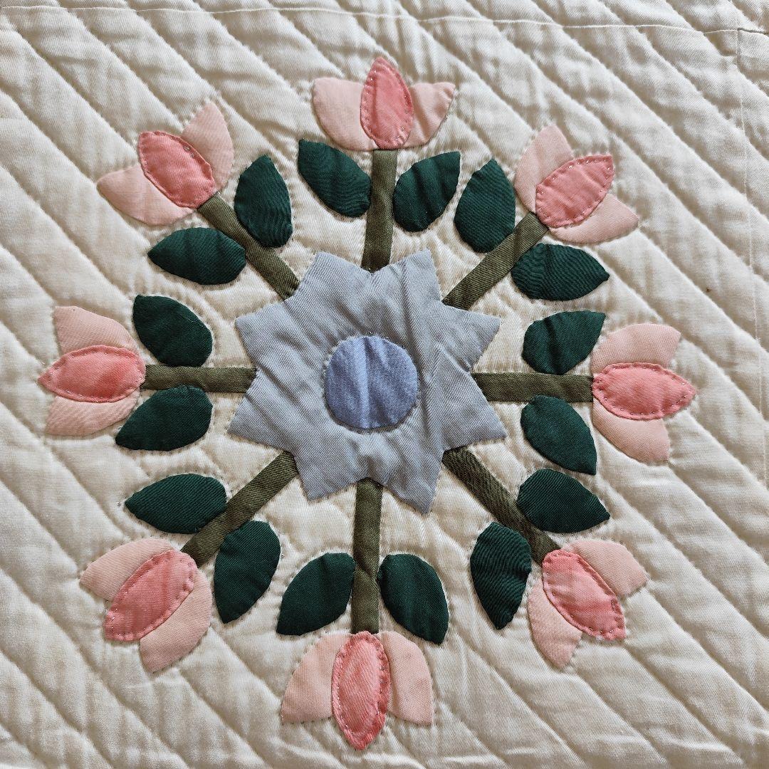 パッチワークタペストリー「花園」縦 181cm 横152cm の大作