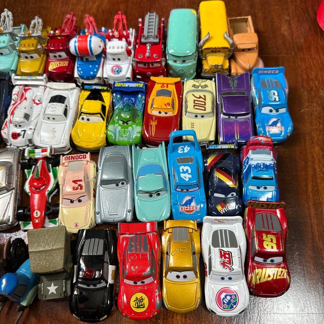 カーズ トミカ 40台