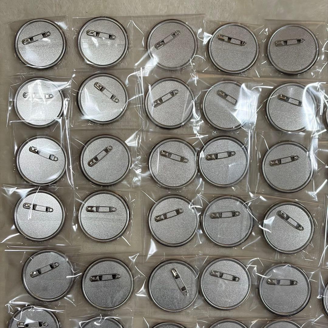 ブルーロック展 アルティメタル 缶バッジ 凪 誠士郎 83個 まとめ売り 痛バ