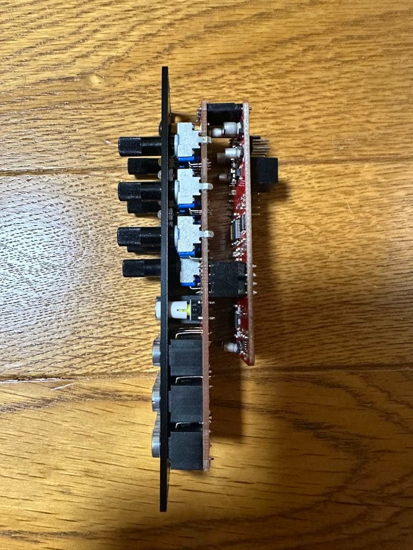 鍵盤楽器 ANTUMBRA-KNIT