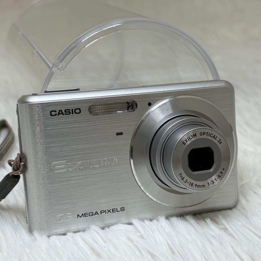 CASIO カメラ　エクシリム　EX-Z77 充電器　シルバー コンデジ　動作品