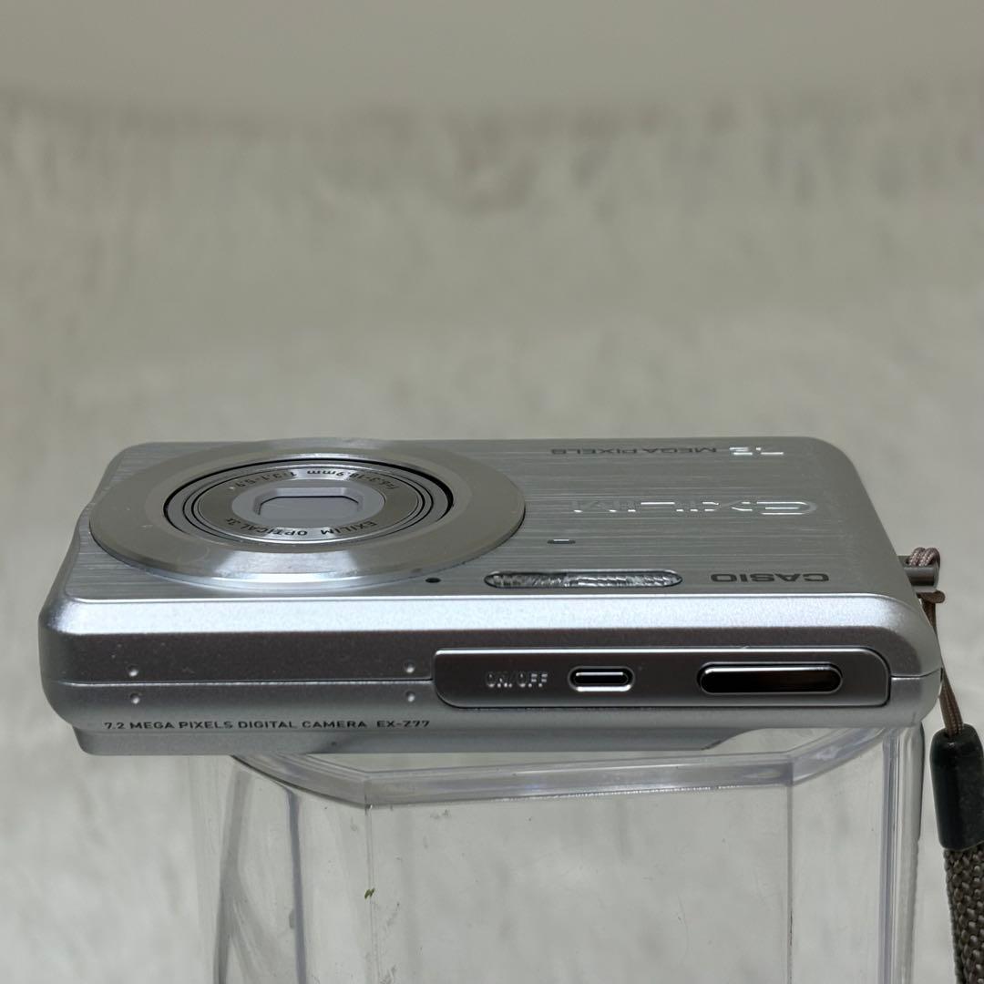 CASIO カメラ　エクシリム　EX-Z77 充電器　シルバー コンデジ　動作品