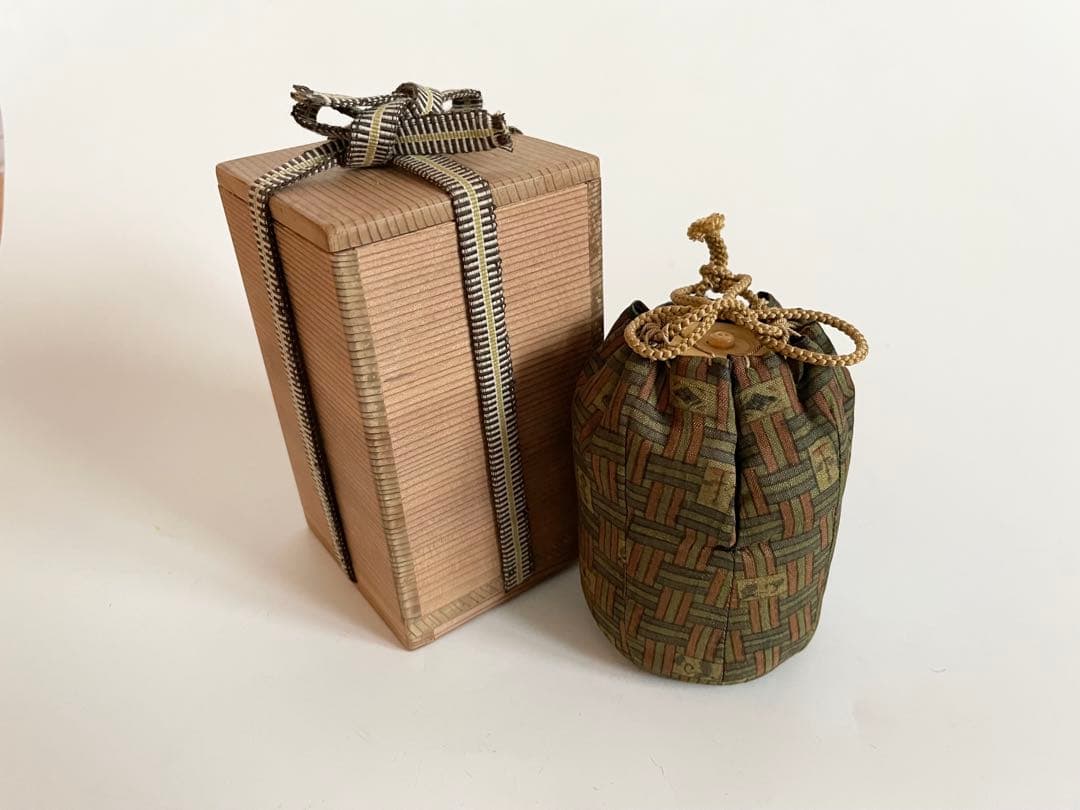 茶道具　肩衝茶入　箱付き　古瀬戸　高取　古陶磁　骨董　アンティーク