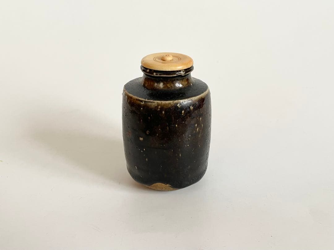 茶道具　肩衝茶入　箱付き　古瀬戸　高取　古陶磁　骨董　アンティーク