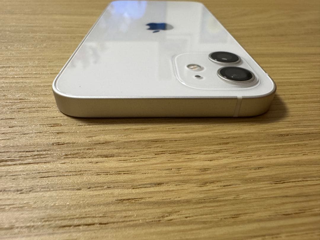 Apple iPhone 12 ホワイト 箱付き
