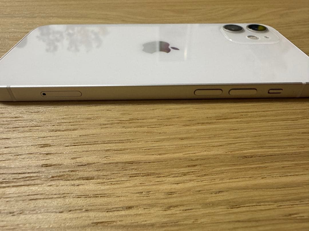 Apple iPhone 12 ホワイト 箱付き