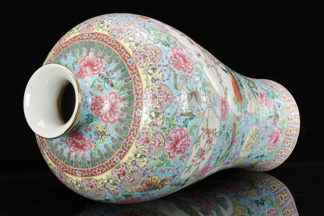 中国美術 乾隆年製銘 粉彩花鳥図大花瓶 孔雀牡丹図 五彩手描 飾壺 唐物 古美術