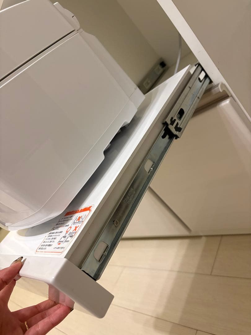 ニトリ食器棚　白