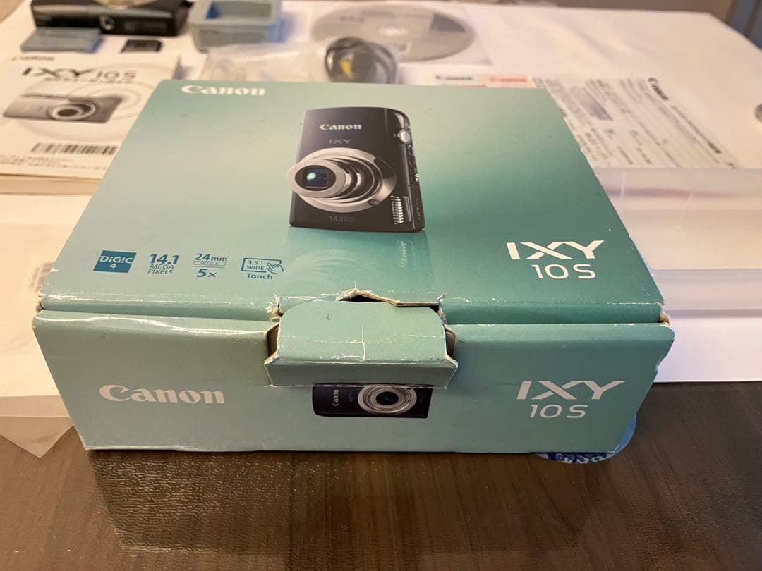 Canon IXY10s コンパクトデジタルカメラ