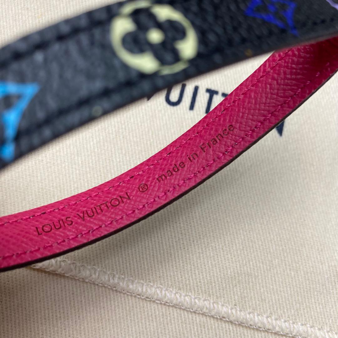 【美品】ルイヴィトン☆ストラップ　マルチカラー　 クローバー　チャーム　携帯