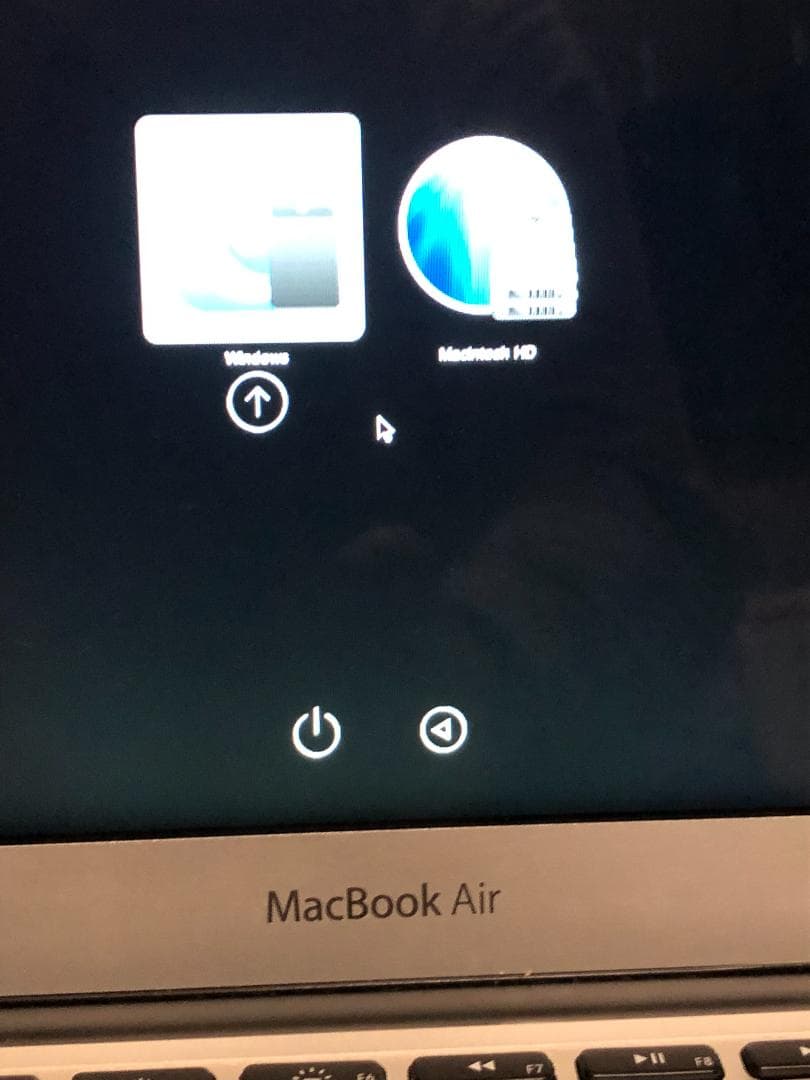 MacBook Air 11インチ・C5／8G／256G／オフィス・W11・箱付