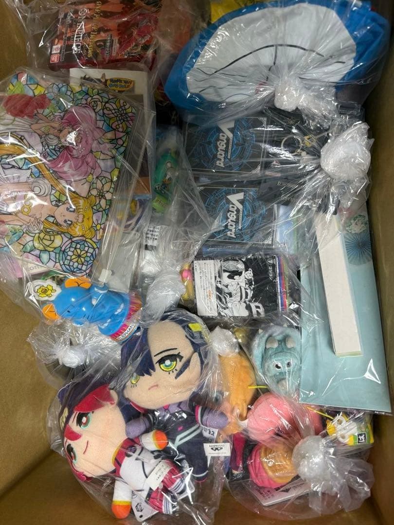 アニメグッズ　ノンジャンル　まとめ売り　120サイズ 箱★
