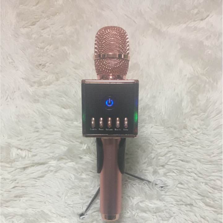 ブルーツゥーススピーカー、カラオケマイク