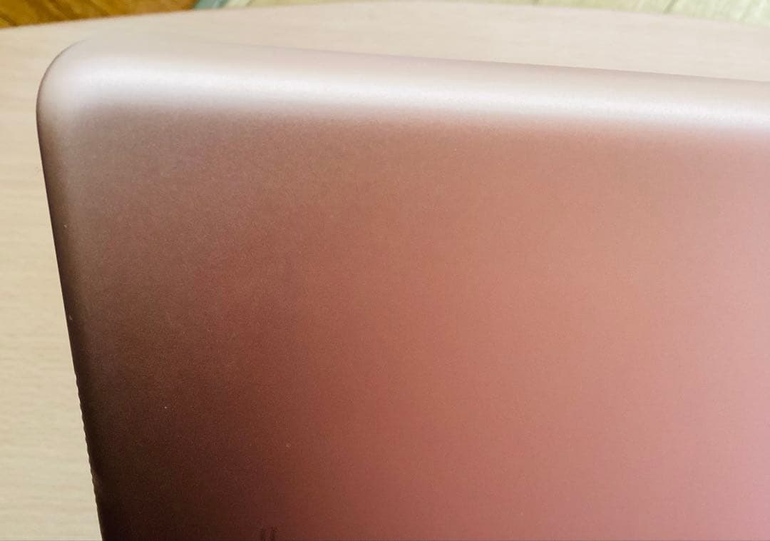 【hit_】iPad 第8世代 Wi-Fiモデル32GBゴールド