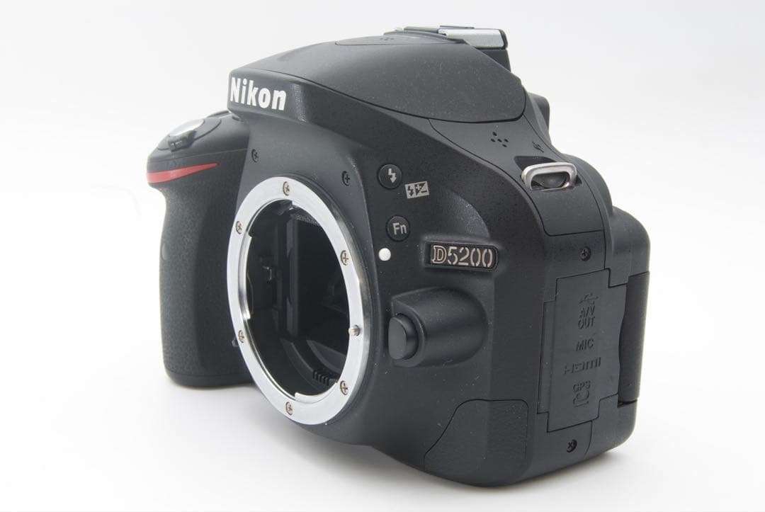 Nikon D5200 レンズキット　スマホ転送　手ぶれ補正　一眼レフカメラ