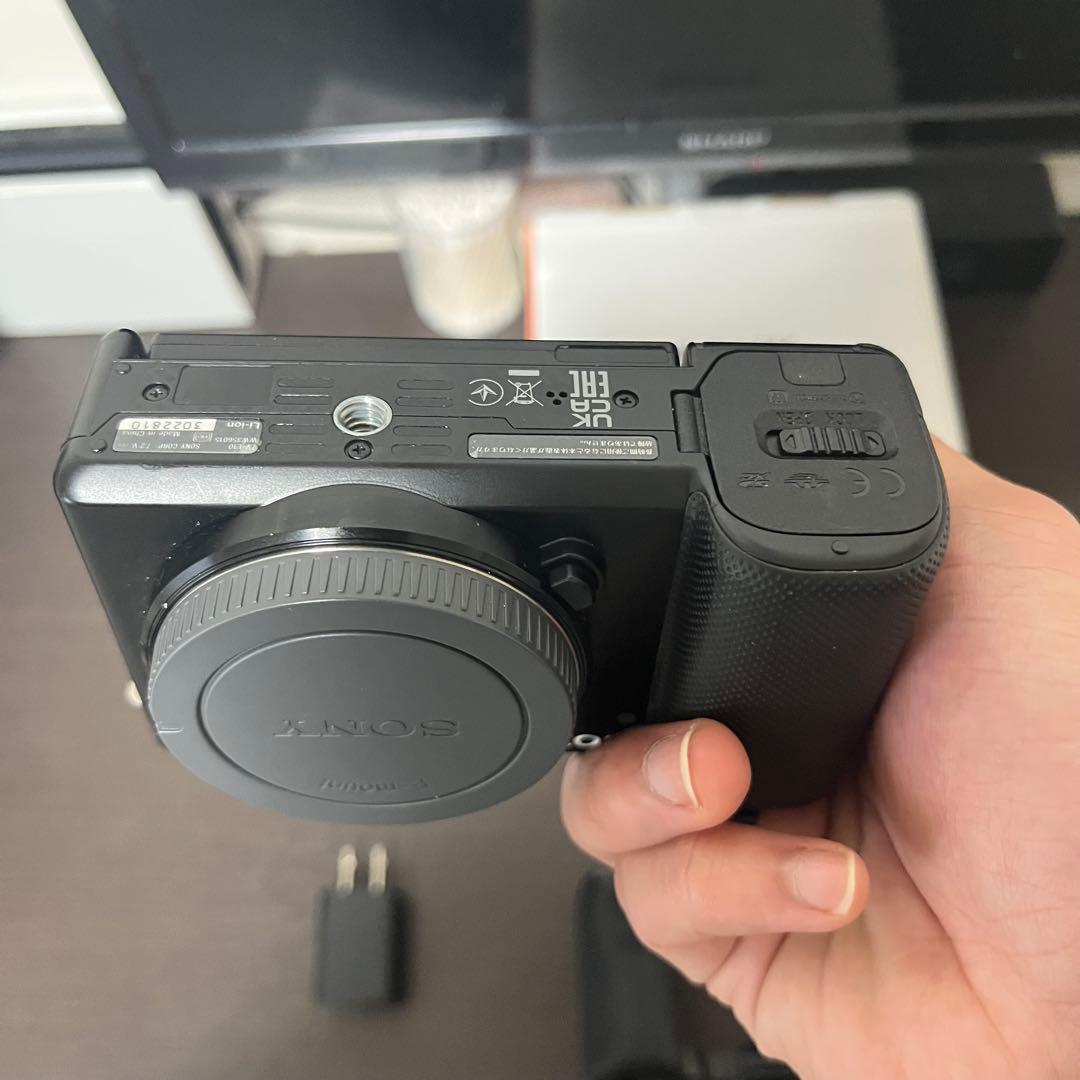 1490ショット 美品 SONY ZV-E10 ボディ セット