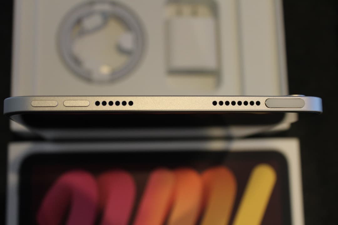 【極美品】iPad mini A17 Pro Wi-Fi スターライト128GB